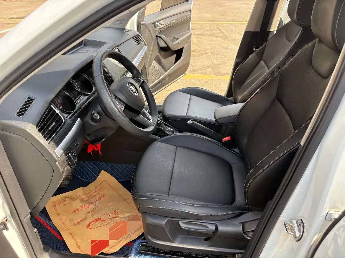 2023 Skoda Kamiq 1.5L 109HP L4 6AT,autocango,china used car exporter,china ev exporter,chinese used car exporter,chinese used ev exporter