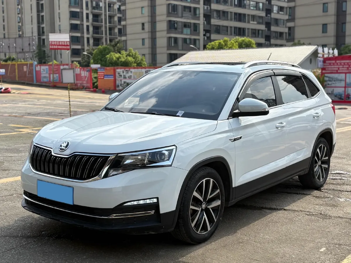 2023 Skoda Kamiq 1.5L 109HP L4 6AT,autocango,china used car exporter,china ev exporter,chinese used car exporter,chinese used ev exporter