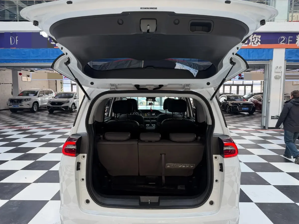 2021 GAC Trumpchi M6 1.5T 169HP L4 6AT,autocango,china used car exporter,china ev exporter,chinese used car exporter,chinese used ev exporter