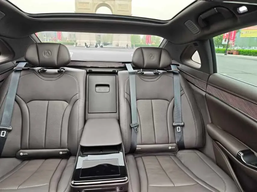 2024 Denza DenzaZ9 2.0T 207HP L4 E-CVT PHEV 38.5KWH,autocango,china used car exporter,china ev exporter,chinese used car exporter,chinese used ev exporter