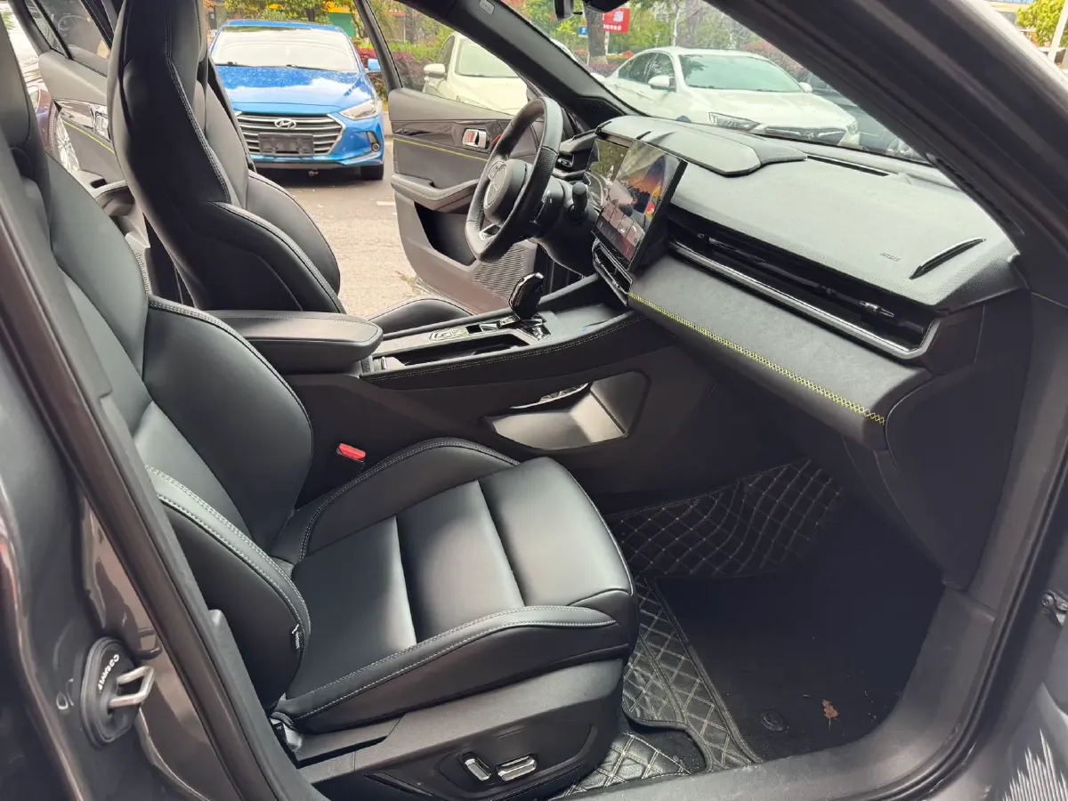 2023 Haval H5 2.0T 224HP L4 8AT,autocango,china used car exporter,china ev exporter,chinese used car exporter,chinese used ev exporter