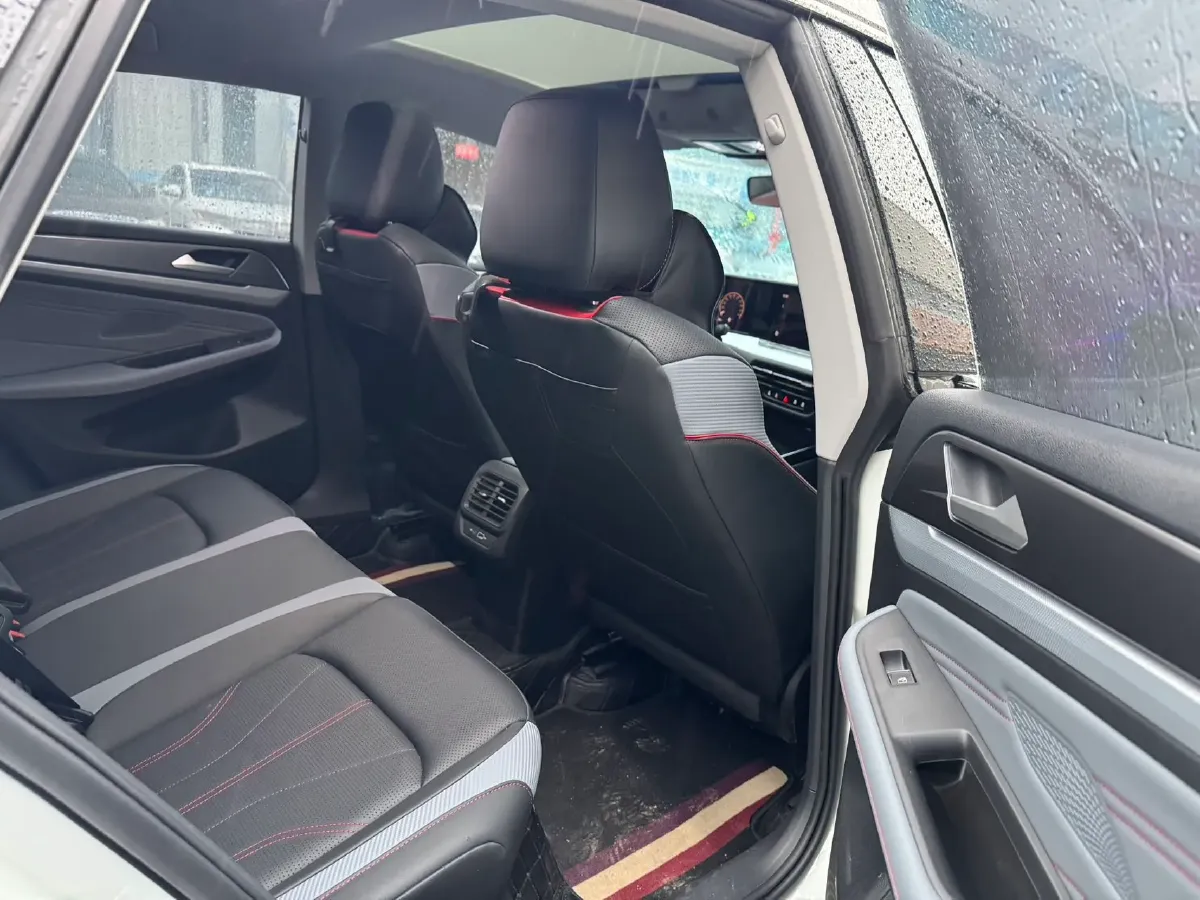 2025 Volkswagen Lamando 1.4T 150HP L4 7DCT,autocango,china used car exporter,china ev exporter,chinese used car exporter,chinese used ev exporter