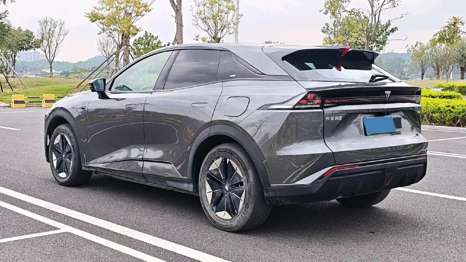 2024 Deepal S07 1.5L 95HP L4 REEV 31.73KWH,autocango,china used car exporter,china ev exporter,chinese used car exporter,chinese used ev exporter