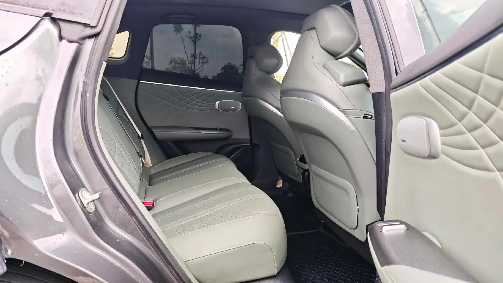 2024 Deepal S07 1.5L 95HP L4 REEV 31.73KWH,autocango,china used car exporter,china ev exporter,chinese used car exporter,chinese used ev exporter