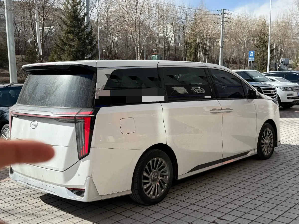 2023 GAC Trumpchi M8 2.0T 252HP L4 8AT,autocango,china used car exporter,china ev exporter,chinese used car exporter,chinese used ev exporter