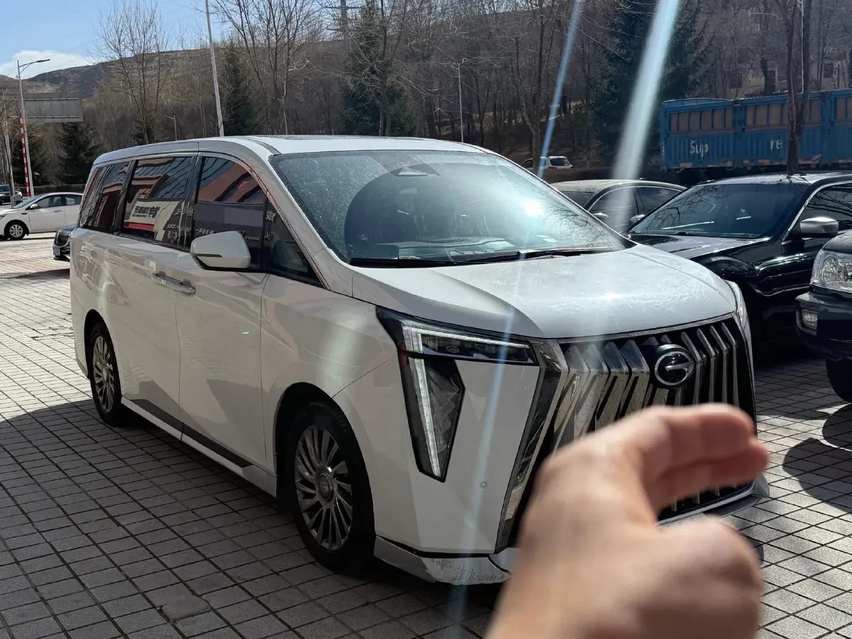 2023 GAC Trumpchi M8 2.0T 252HP L4 8AT,autocango,china used car exporter,china ev exporter,chinese used car exporter,chinese used ev exporter