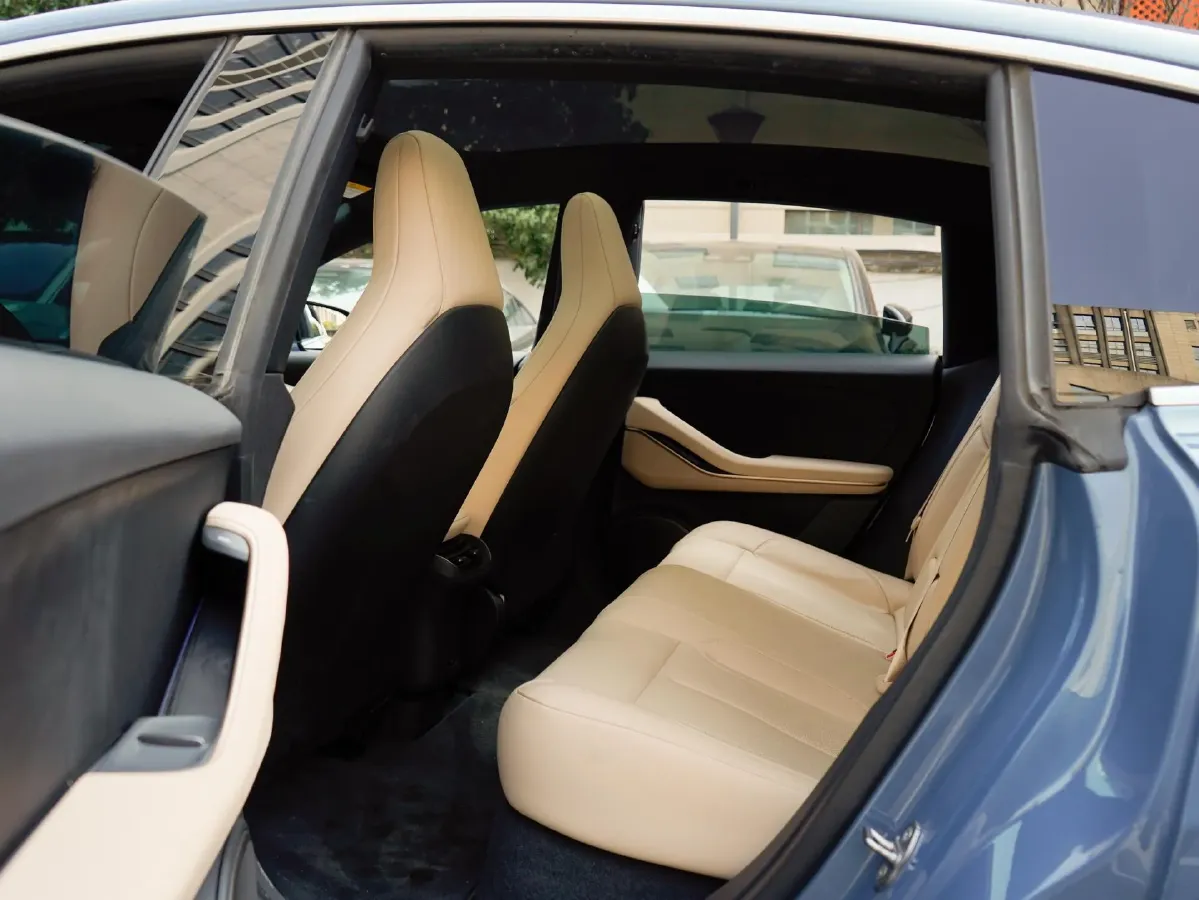 2022 JunTian HeiWuShi Youth 2.0T 203HP L4 6AT,autocango,china used car exporter,china ev exporter,chinese used car exporter,chinese used ev exporter