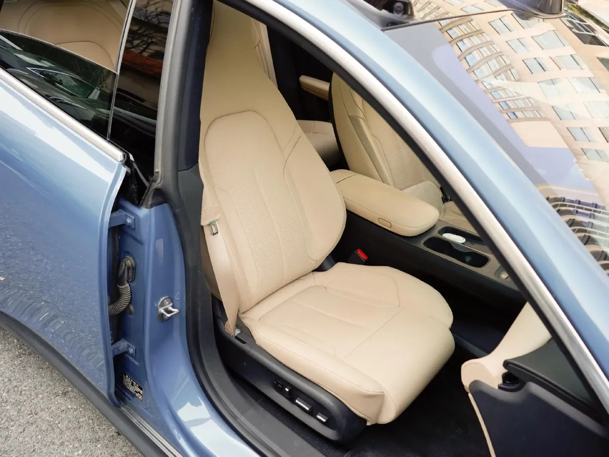 2022 JunTian HeiWuShi Youth 2.0T 203HP L4 6AT,autocango,china used car exporter,china ev exporter,chinese used car exporter,chinese used ev exporter