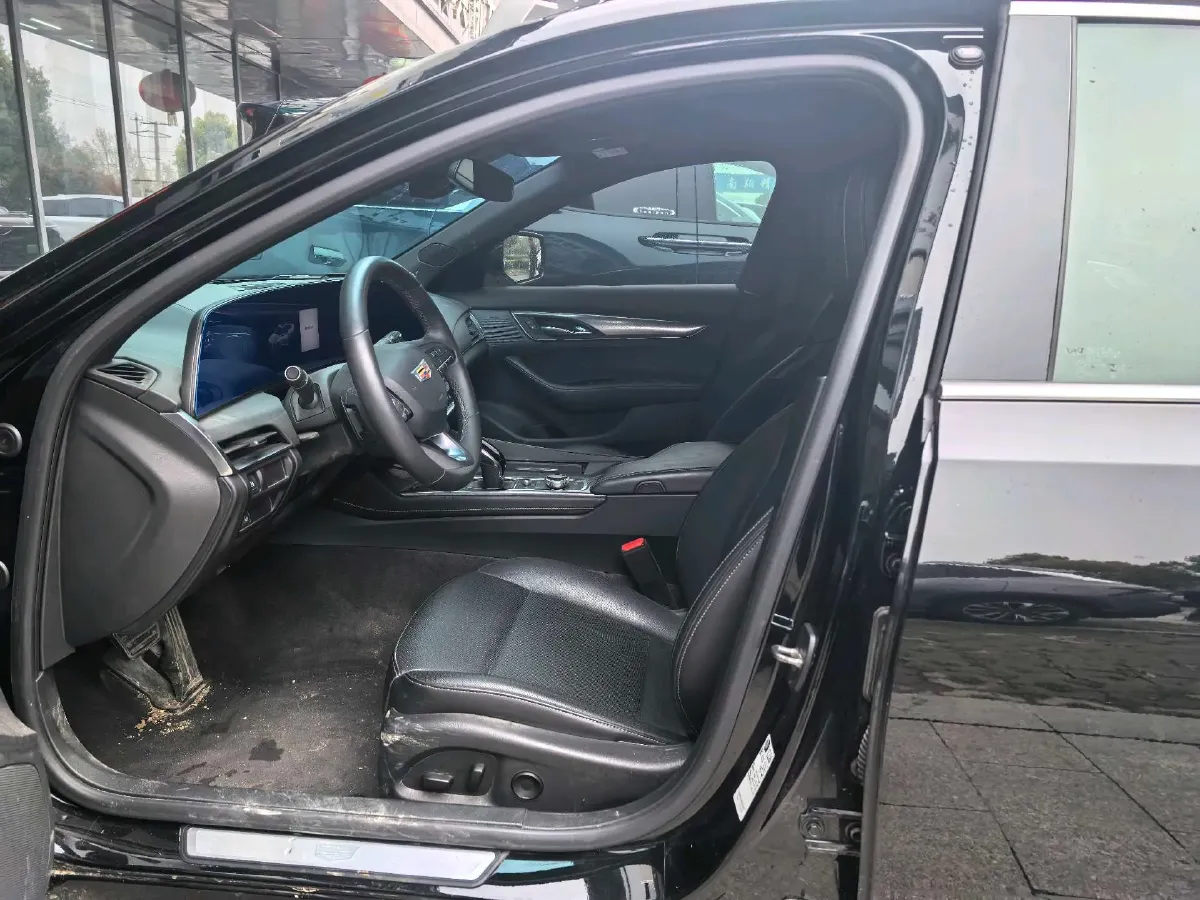 2024 Cadillac CT5 2.0T 237HP L4 10AT,autocango,china used car exporter,china ev exporter,chinese used car exporter,chinese used ev exporter