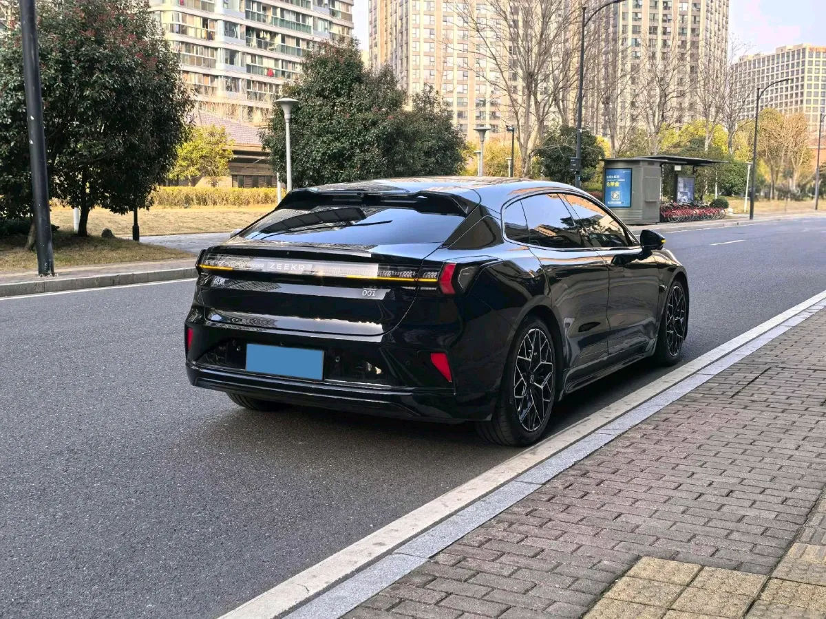 2025 Zeekr 001 BEV 100KWH,autocango,china used car exporter,china ev exporter,chinese used car exporter,chinese used ev exporter