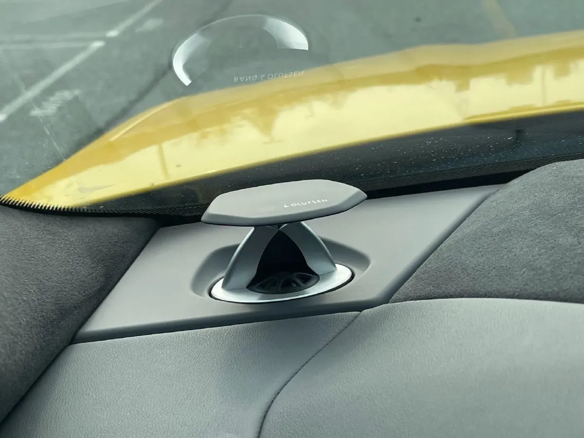 2021 Lamborghini Urus 4.0T 641HP V8 8AT,autocango,china used car exporter,china ev exporter,chinese used car exporter,chinese used ev exporter