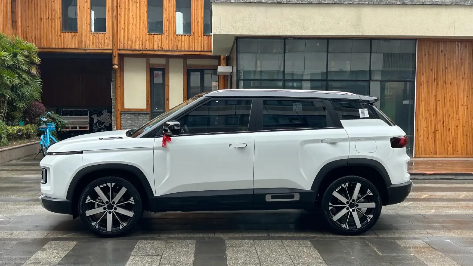 2023 Geely ICON 1.5T 181HP L4 7DCT,autocango,china used car exporter,china ev exporter,chinese used car exporter,chinese used ev exporter