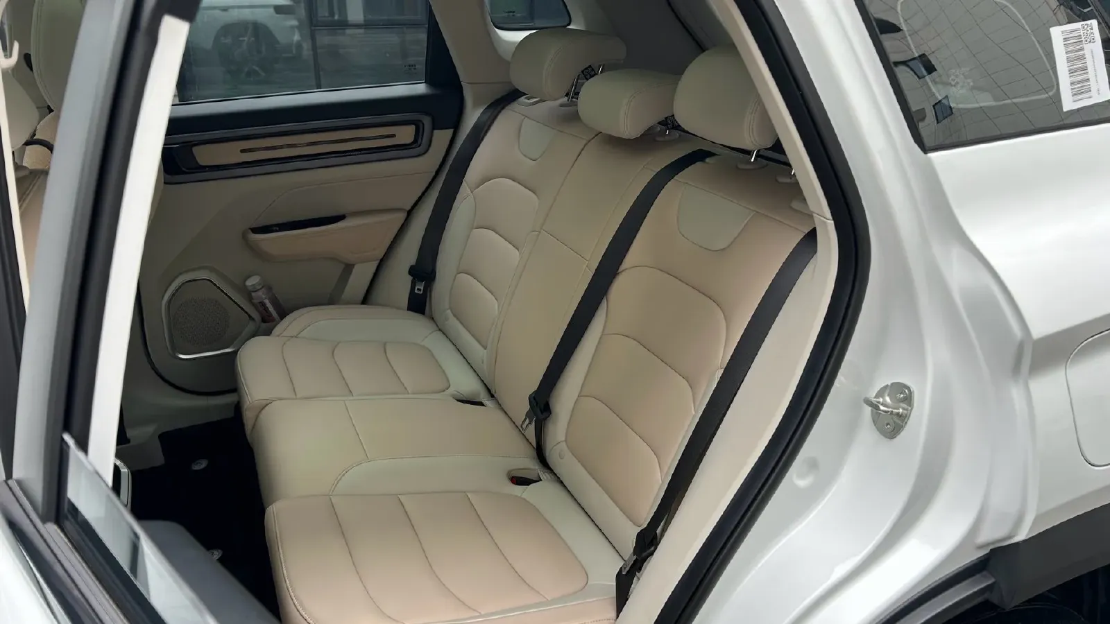 2023 Geely ICON 1.5T 181HP L4 7DCT,autocango,china used car exporter,china ev exporter,chinese used car exporter,chinese used ev exporter