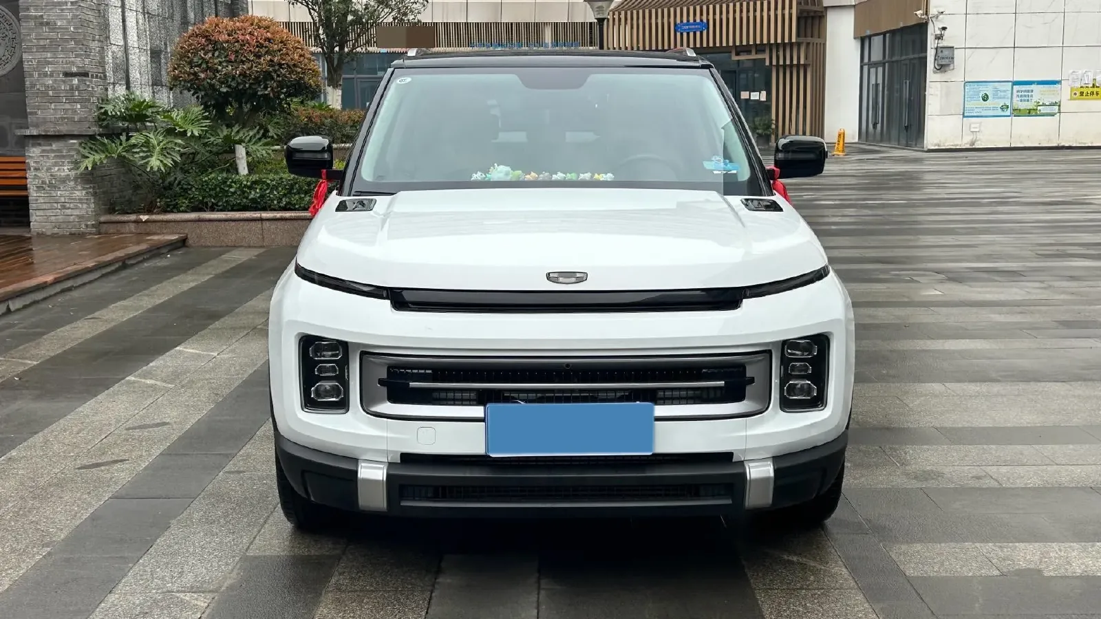 2023 Geely ICON 1.5T 181HP L4 7DCT,autocango,china used car exporter,china ev exporter,chinese used car exporter,chinese used ev exporter