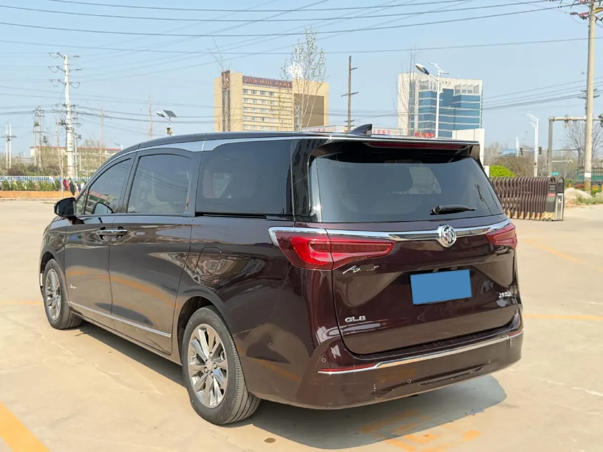 2022 Buick GL8 2.0T 237HP L4 9AT,autocango,china used car exporter,china ev exporter,chinese used car exporter,chinese used ev exporter