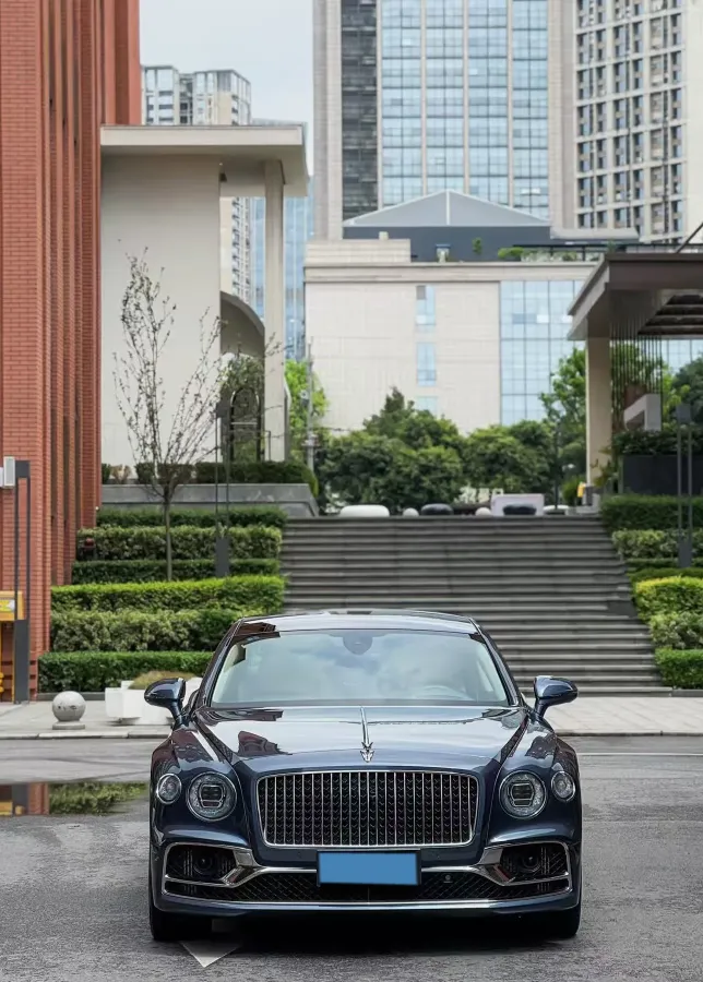 2020 Bentley Flying Spur 6.0T 635HP W12 8DCT,autocango,china used car exporter,china ev exporter,chinese used car exporter,chinese used ev exporter