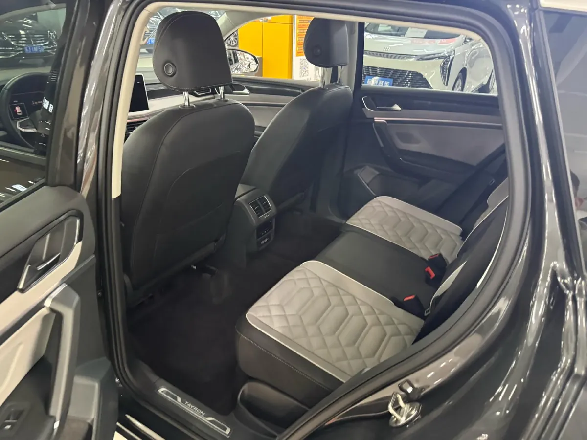 2022 Volkswagen Tayron 1.4T 150HP L4 7DCT,autocango,china used car exporter,china ev exporter,chinese used car exporter,chinese used ev exporter