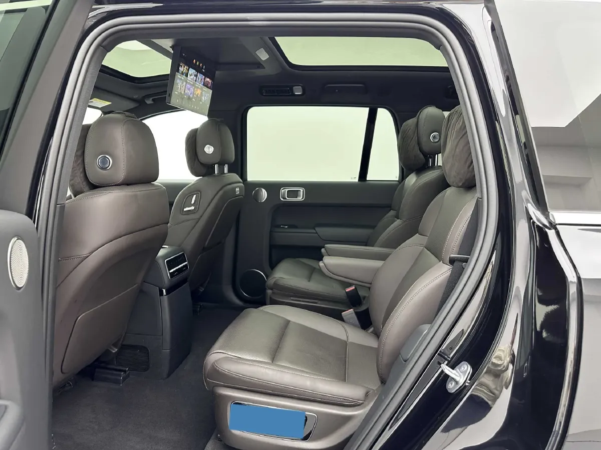 2023 Li L9 Range Extended 154HP REEV 42.6KWH,autocango,china used car exporter,china ev exporter,chinese used car exporter,chinese used ev exporter