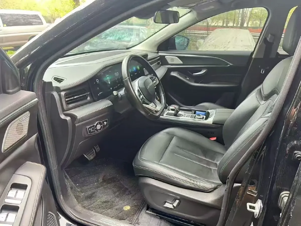 2022 Jetour X90 2.0T 254HP L4 7DCT,autocango,china used car exporter,china ev exporter,chinese used car exporter,chinese used ev exporter