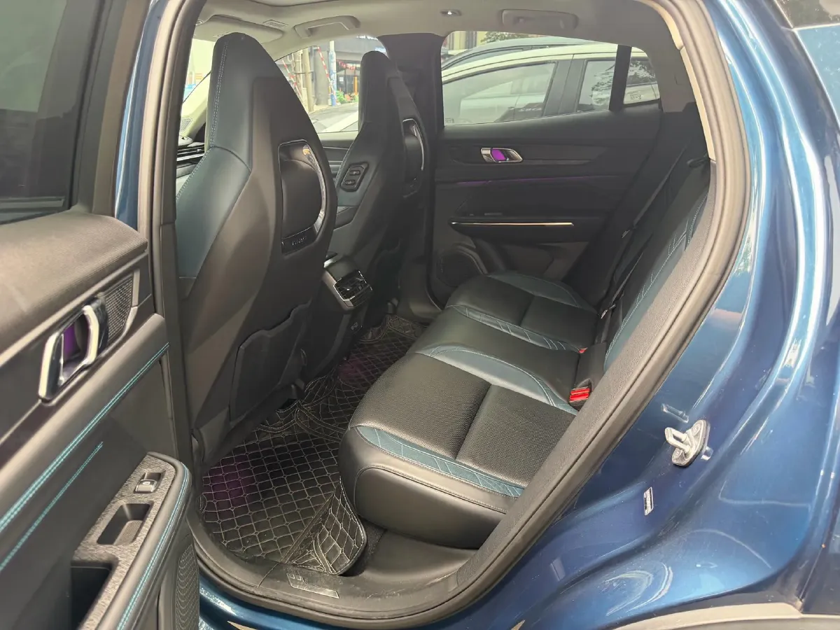 2022 LYNK&CO 05 2.0T 254HP L4 8AT,autocango,china used car exporter,china ev exporter,chinese used car exporter,chinese used ev exporter