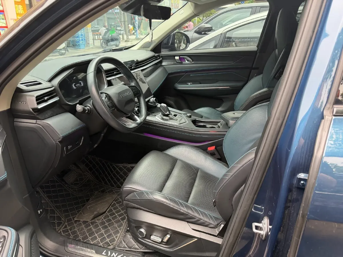 2022 LYNK&CO 05 2.0T 254HP L4 8AT,autocango,china used car exporter,china ev exporter,chinese used car exporter,chinese used ev exporter