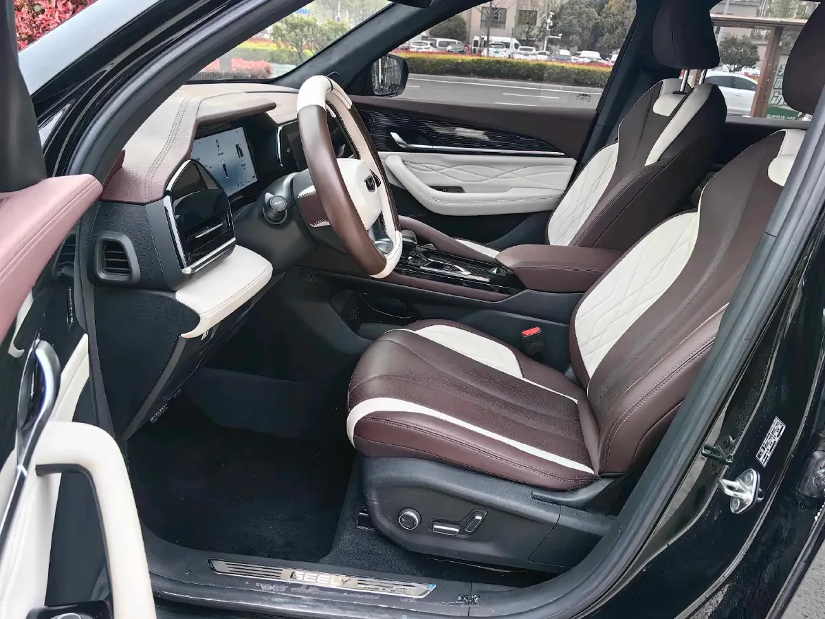 2024 Geely Monjaro 2.0T 238HP L4 8AT,autocango,china used car exporter,china ev exporter,chinese used car exporter,chinese used ev exporter