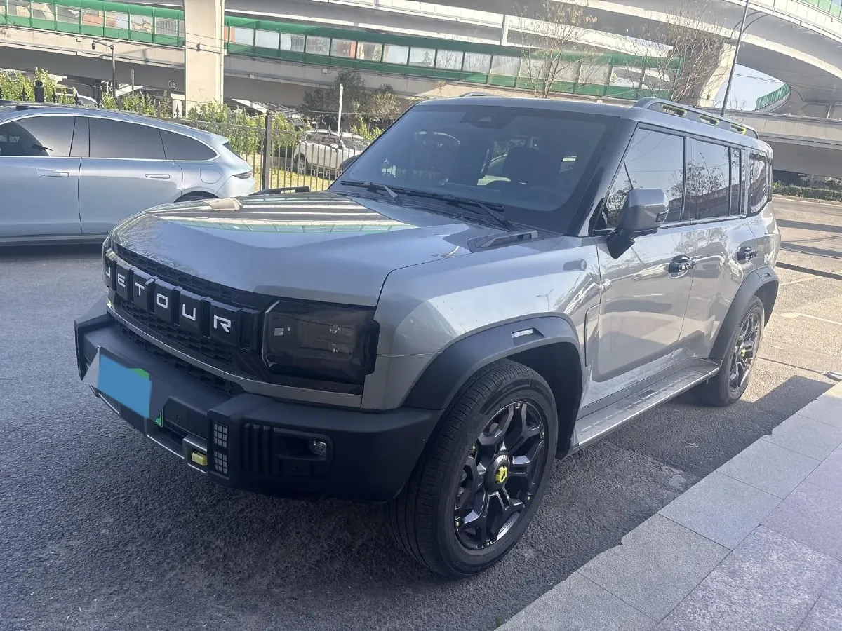 2024 Jetour ShanHai TravellerC-DM 1.5T 156HP L4 3DHT PHEV 43.24KWH,autocango,china used car exporter,china ev exporter,chinese used car exporter,chinese used ev exporter