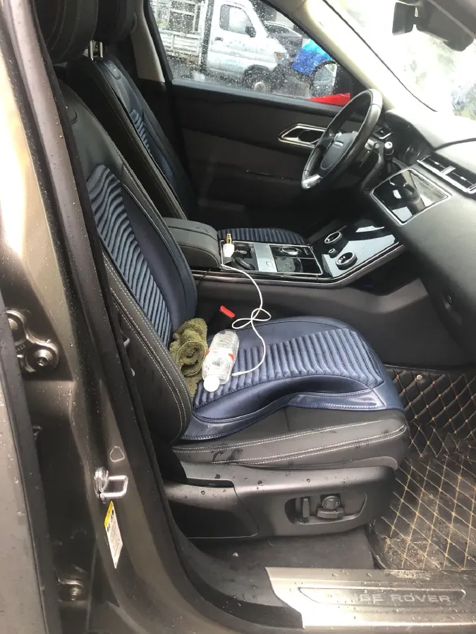 2020 Land Rover Range Rover Velar 2.0T 250HP L4 8AT,autocango,china used car exporter,china ev exporter,chinese used car exporter,chinese used ev exporter