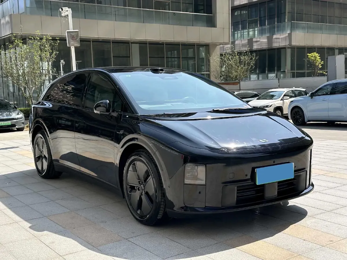 2025 Li i6 BEV,autocango,china used car exporter,china ev exporter,chinese used car exporter,chinese used ev exporter