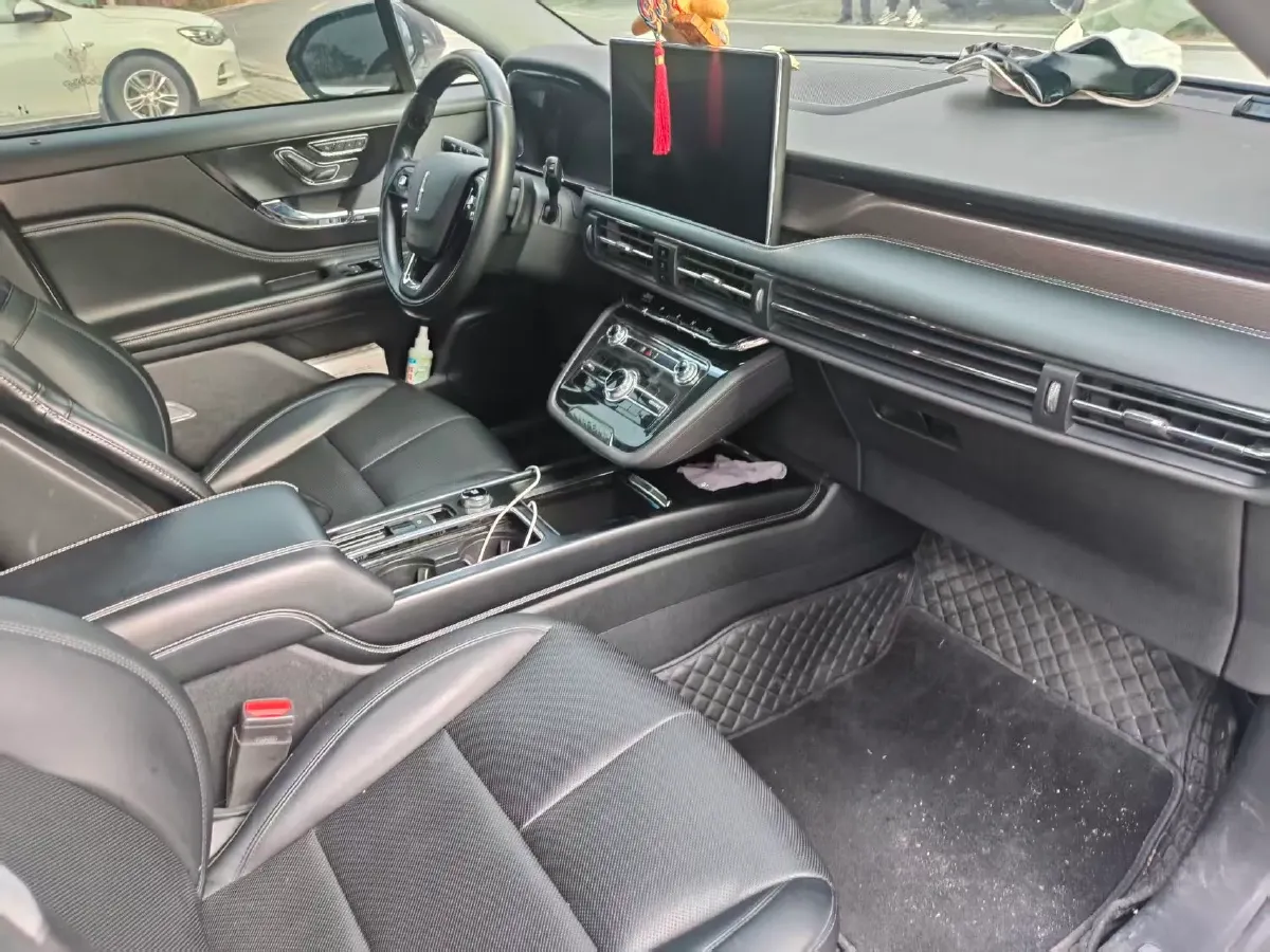 2022 Lincoln Corsair 2.0T 245HP L4 8AT,autocango,china used car exporter,china ev exporter,chinese used car exporter,chinese used ev exporter