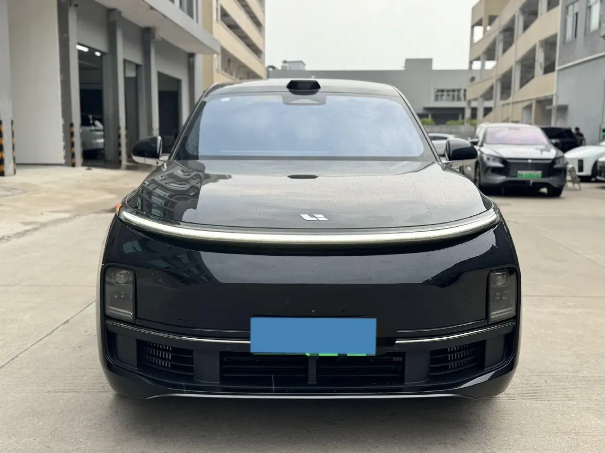 2022 Li L9 Range Extended 154HP REEV 42.6KWH,autocango,china used car exporter,china ev exporter,chinese used car exporter,chinese used ev exporter