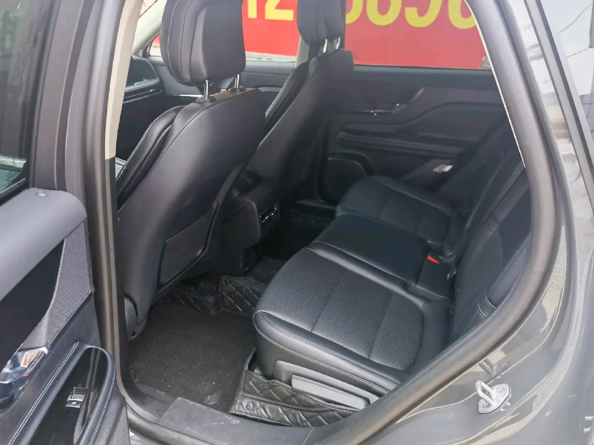 2023 Lincoln Corsair 2.0T 261HP L4 8AT,autocango,china used car exporter,china ev exporter,chinese used car exporter,chinese used ev exporter