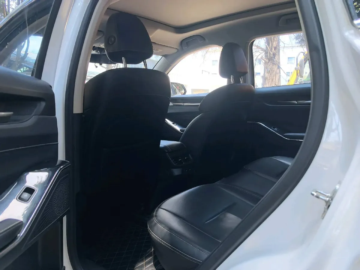 2021 Haval H6 1.5T 169HP L4 7DCT,autocango,china used car exporter,china ev exporter,chinese used car exporter,chinese used ev exporter