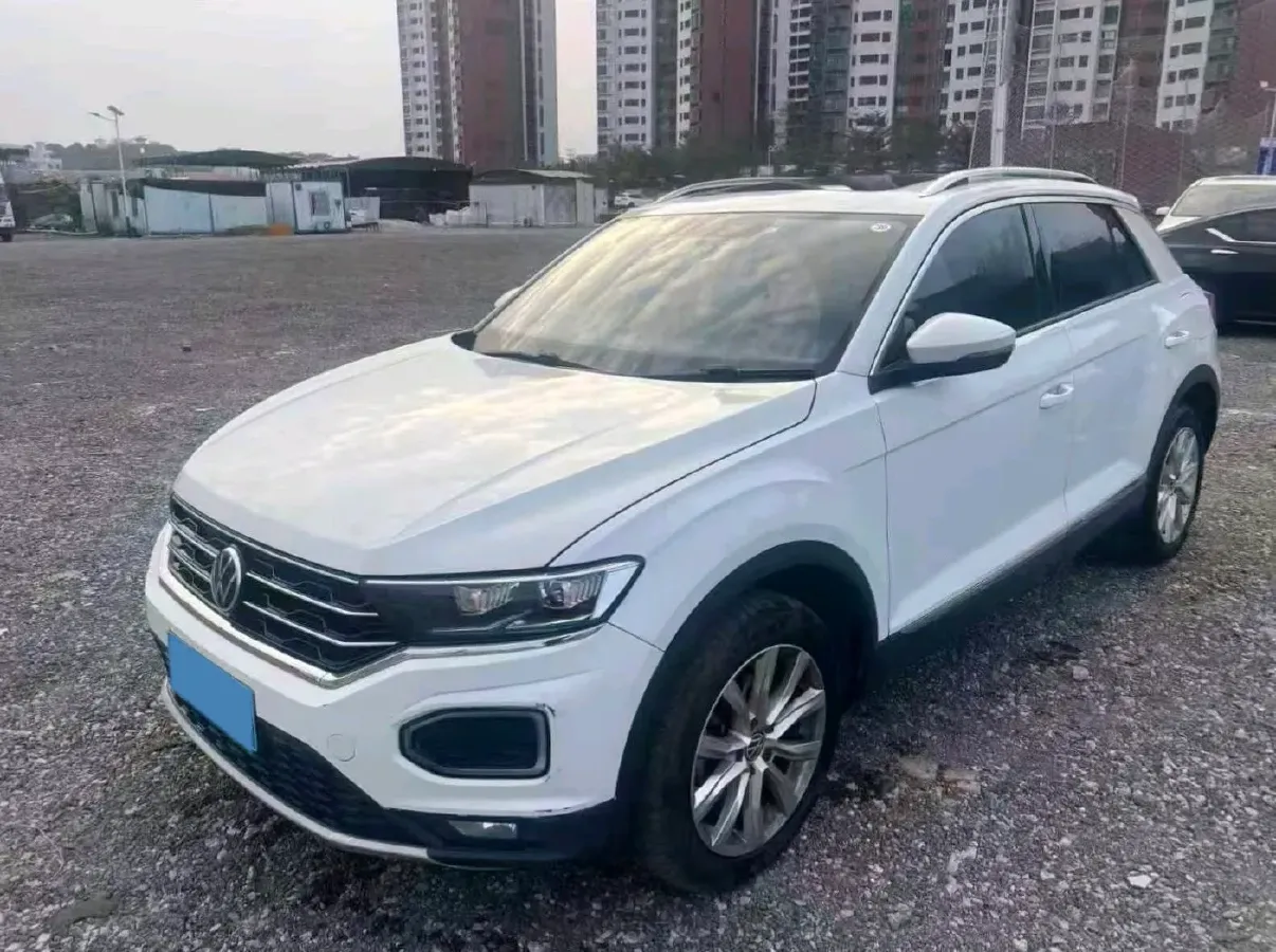 2022 Volkswagen T-Roc 1.4T 150HP L4 7DCT,autocango,china used car exporter,china ev exporter,chinese used car exporter,chinese used ev exporter