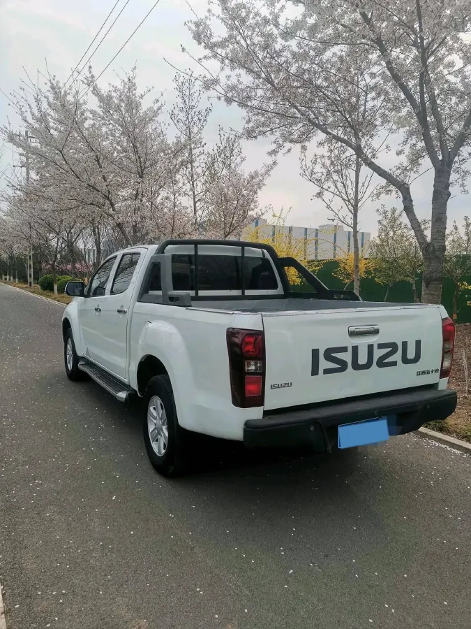 2018 Isuzu RE-MAX Jim 2.5T 129HP L4 6MT,autocango,china used car exporter,china ev exporter,chinese used car exporter,chinese used ev exporter