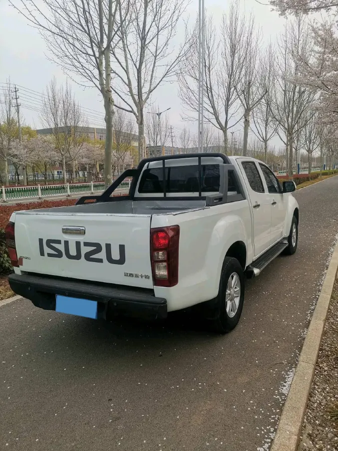 2018 Isuzu RE-MAX Jim 2.5T 129HP L4 6MT,autocango,china used car exporter,china ev exporter,chinese used car exporter,chinese used ev exporter