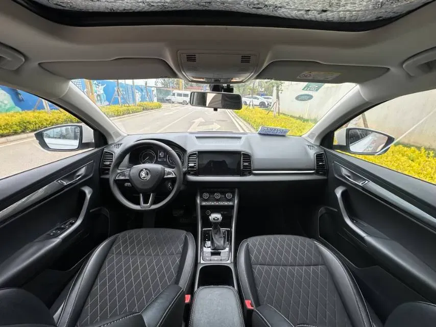2019 Skoda Karoq 1.4T 150HP L4 7DCT,autocango,china used car exporter,china ev exporter,chinese used car exporter,chinese used ev exporter