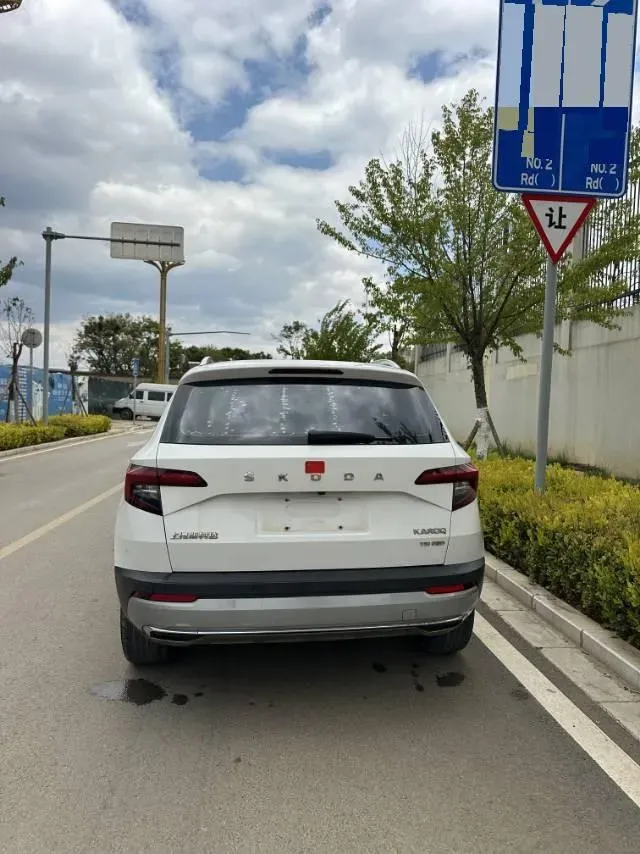 2019 Skoda Karoq 1.4T 150HP L4 7DCT,autocango,china used car exporter,china ev exporter,chinese used car exporter,chinese used ev exporter