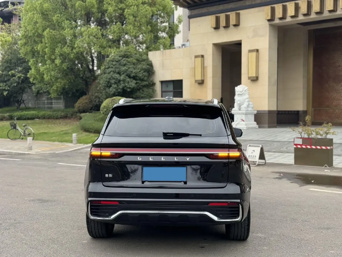 2024 Geely Monjaro 2.0T 218HP L4 7DCT,autocango,china used car exporter,china ev exporter,chinese used car exporter,chinese used ev exporter