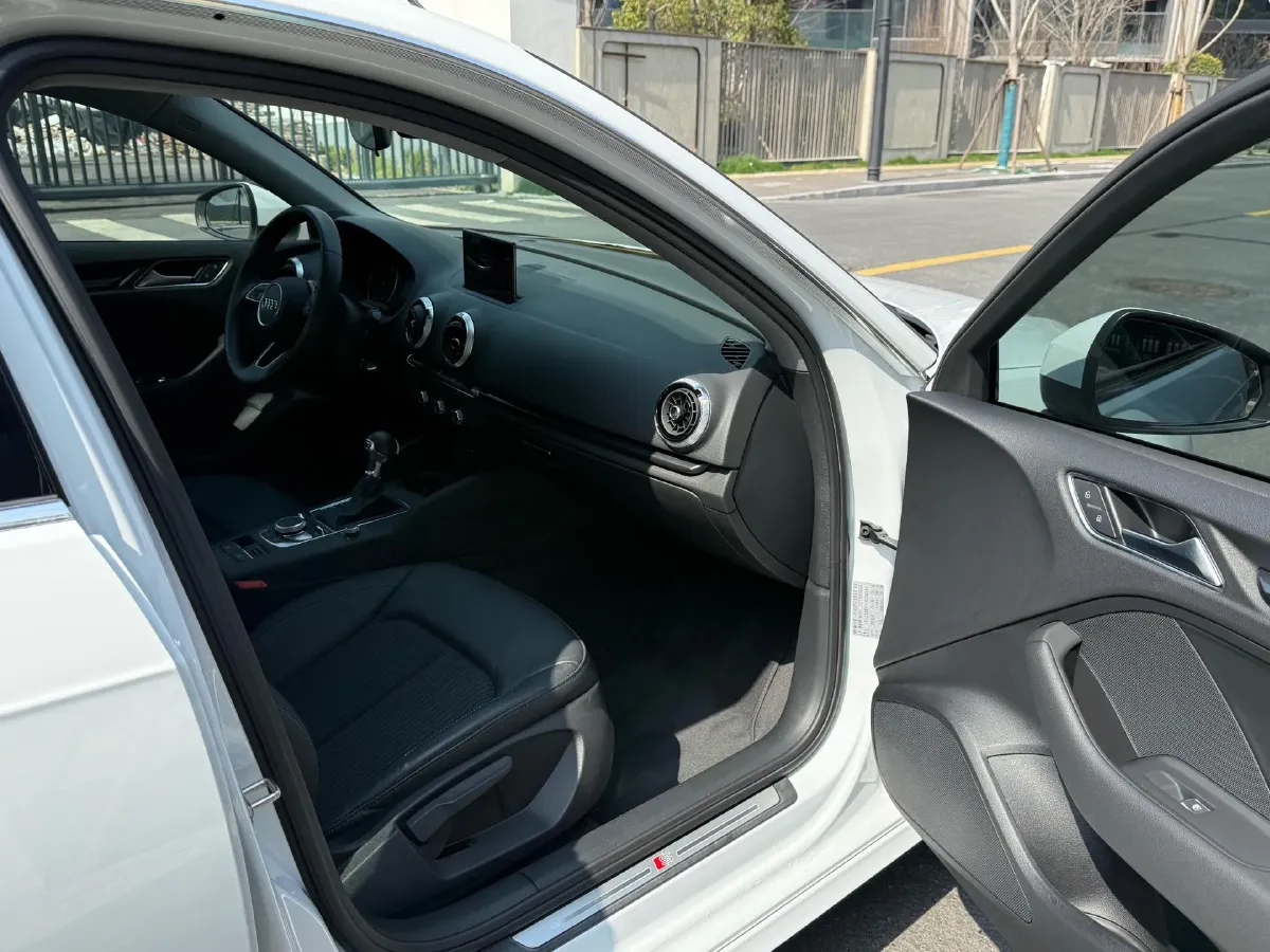 2020 Audi A3 1.4T 150HP L4 7DCT,autocango,china used car exporter,china ev exporter,chinese used car exporter,chinese used ev exporter