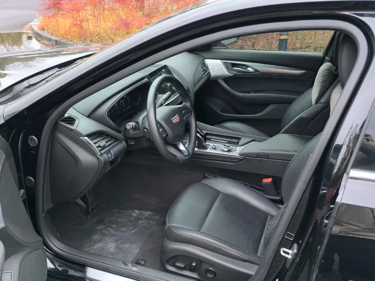 2023 Cadillac CT5 2.0T 237HP L4 10AT,autocango,china used car exporter,china ev exporter,chinese used car exporter,chinese used ev exporter