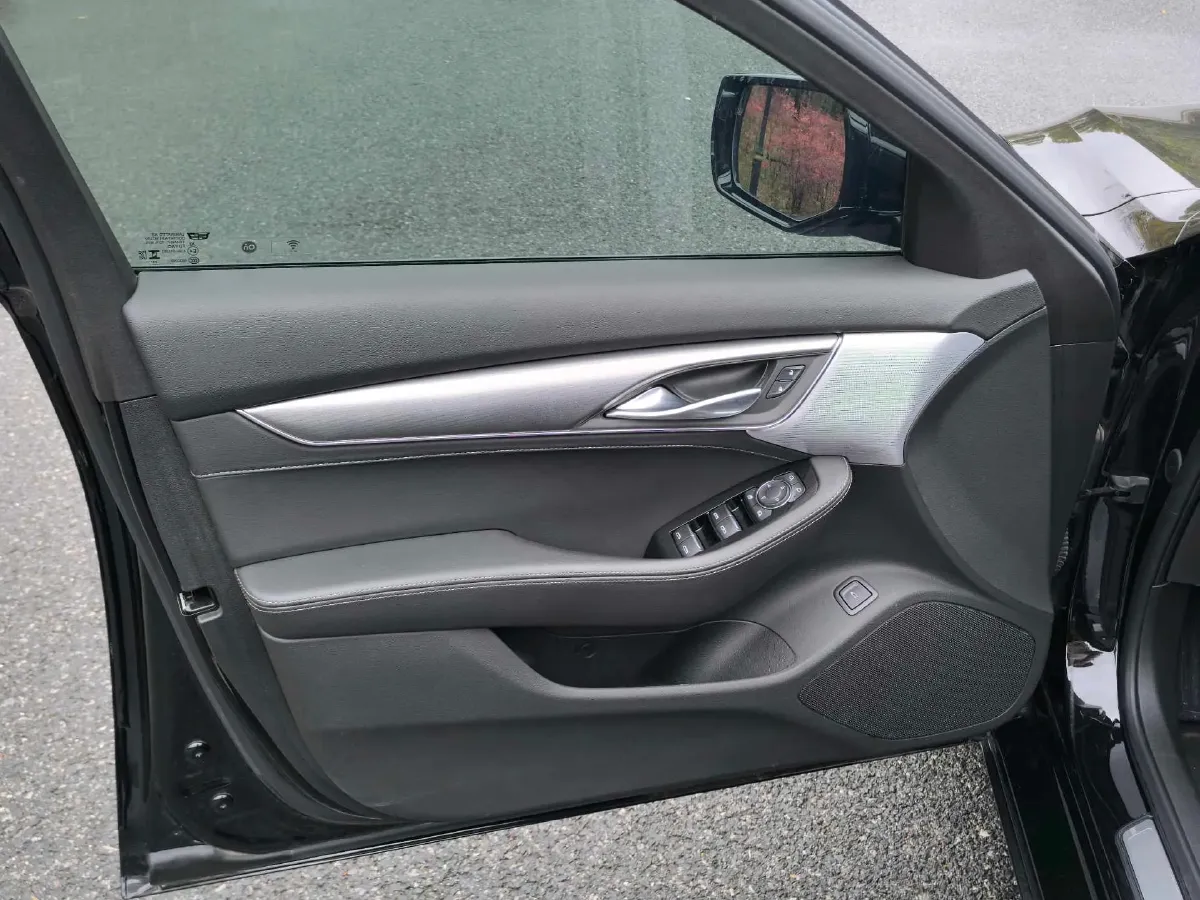 2023 Cadillac CT5 2.0T 237HP L4 10AT,autocango,china used car exporter,china ev exporter,chinese used car exporter,chinese used ev exporter