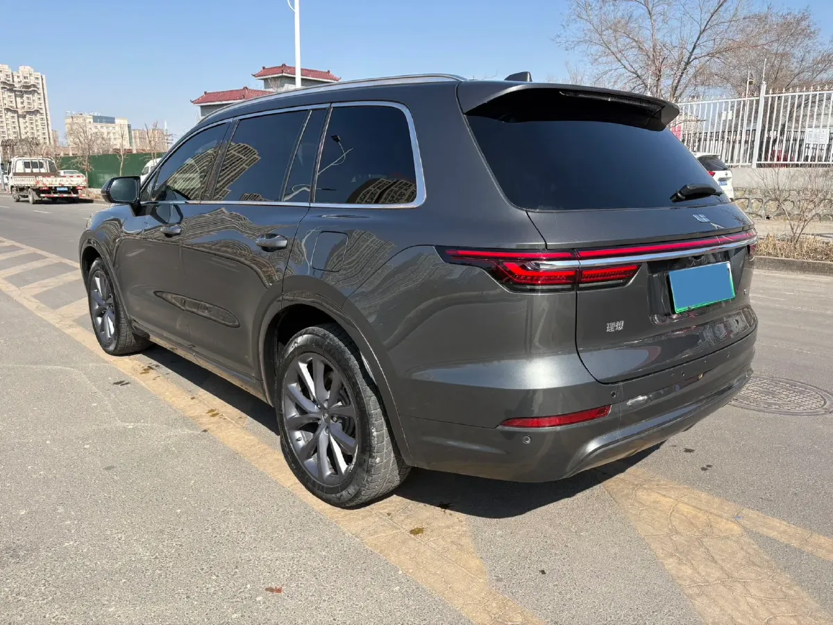 2020 Li ONE Range Extended 131HP REEV 40.5KWH,autocango,china used car exporter,china ev exporter,chinese used car exporter,chinese used ev exporter