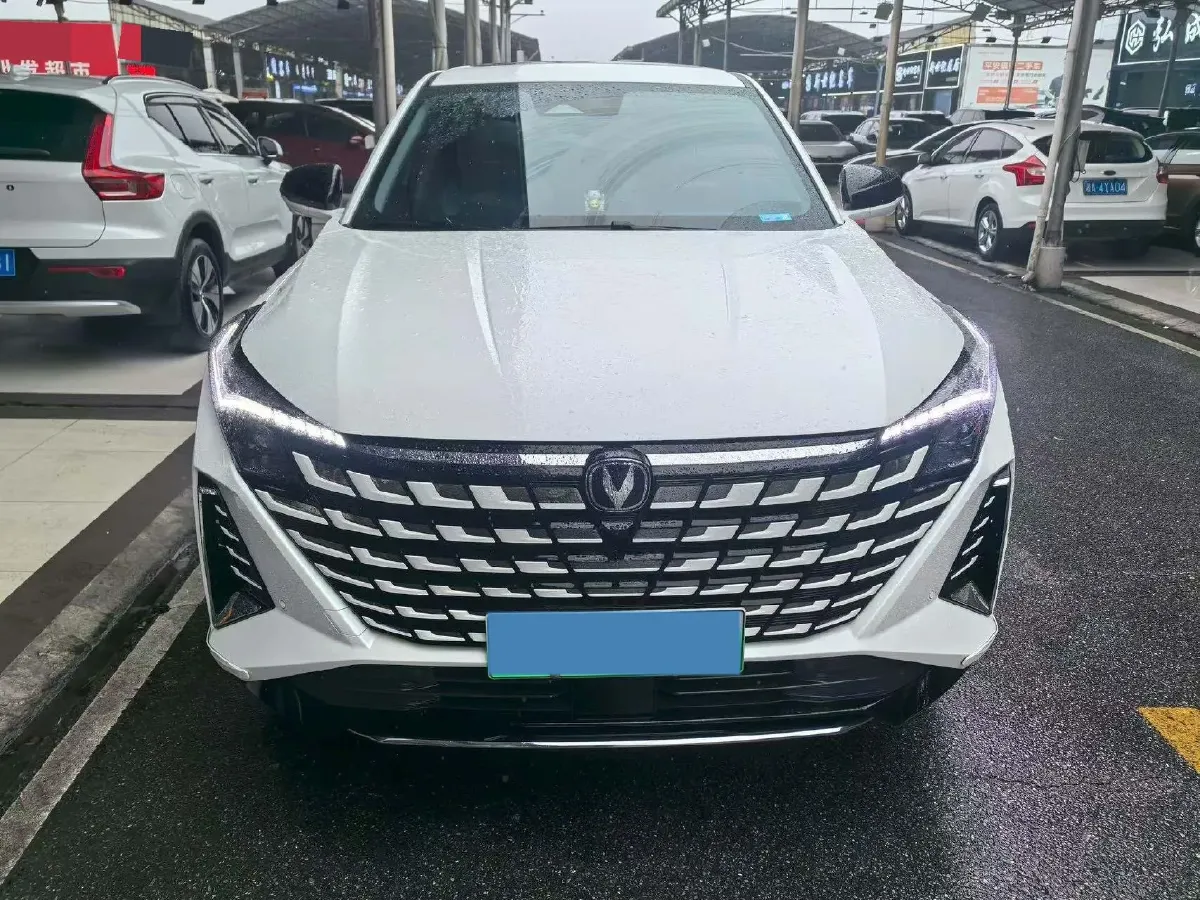 2024 ChangAn UNI-Z 1.5L 98HP L4 E-CVT PHEV 18.4KWH,autocango,china used car exporter,china ev exporter,chinese used car exporter,chinese used ev exporter