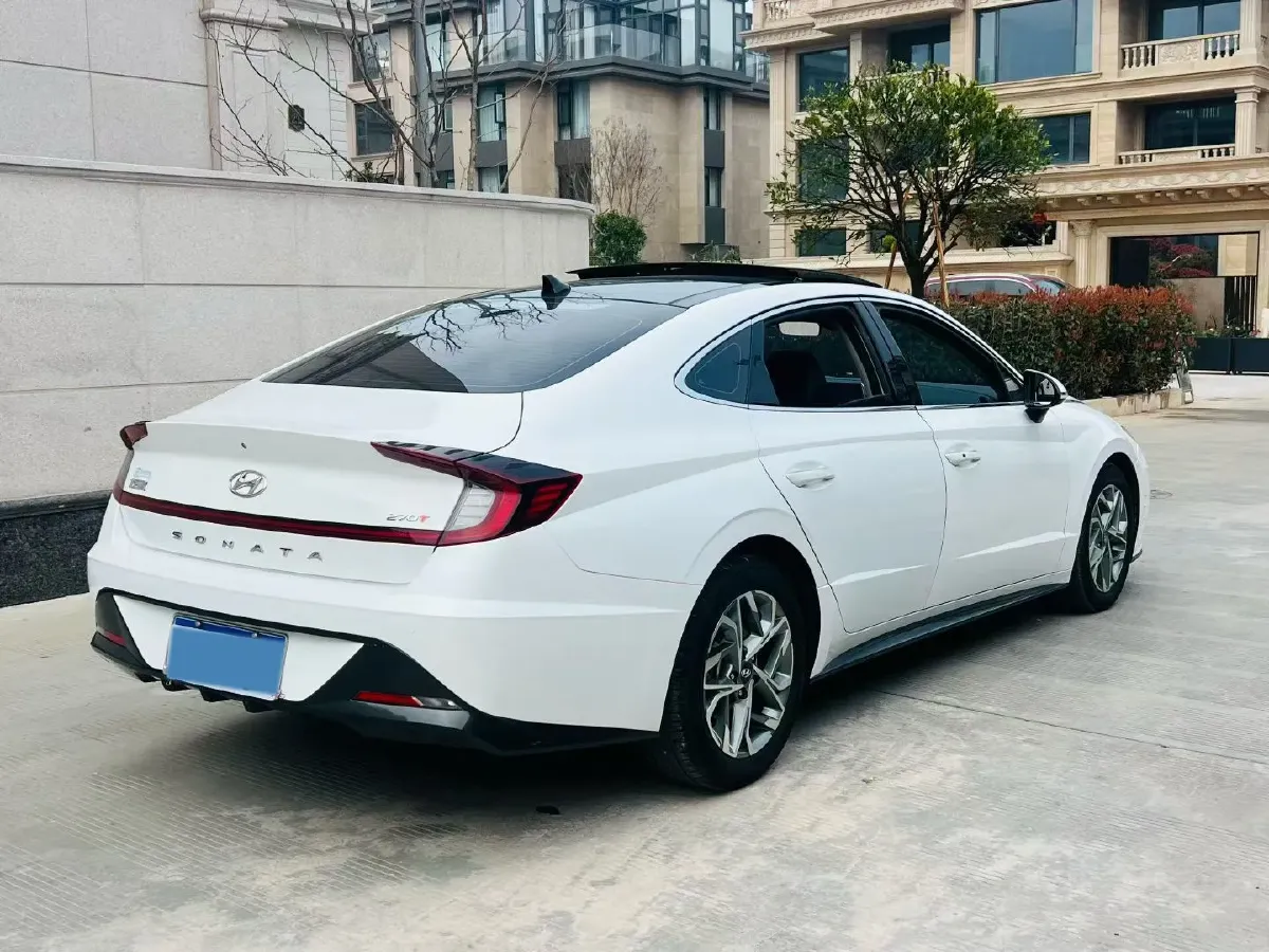 2020 Hyundai Sonata 1.5T 170HP L4 7DCT,autocango,china used car exporter,china ev exporter,chinese used car exporter,chinese used ev exporter