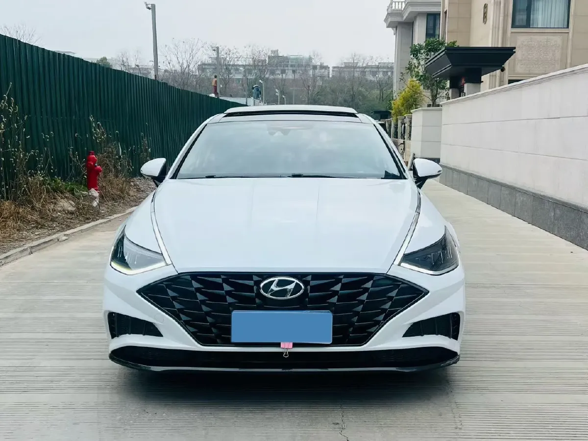 2020 Hyundai Sonata 1.5T 170HP L4 7DCT,autocango,china used car exporter,china ev exporter,chinese used car exporter,chinese used ev exporter