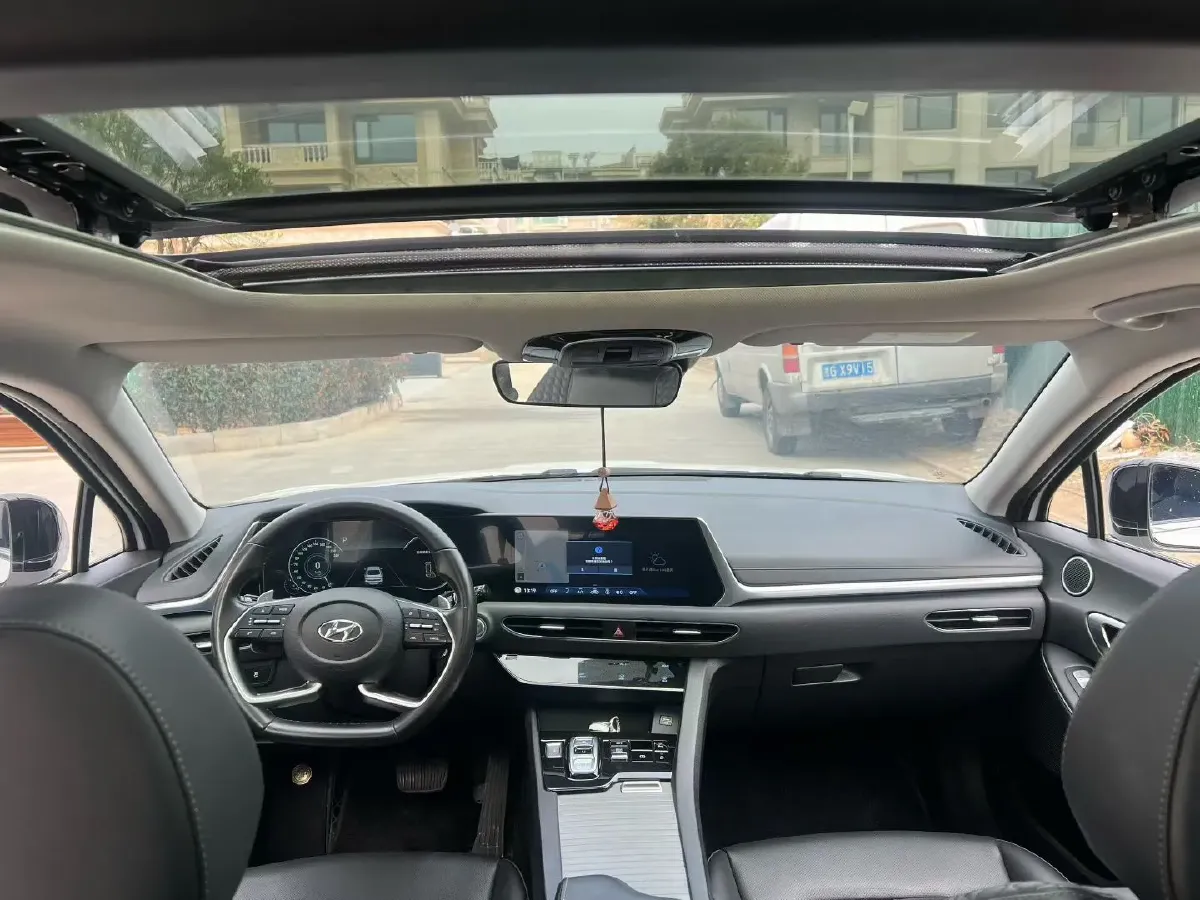 2020 Hyundai Sonata 1.5T 170HP L4 7DCT,autocango,china used car exporter,china ev exporter,chinese used car exporter,chinese used ev exporter