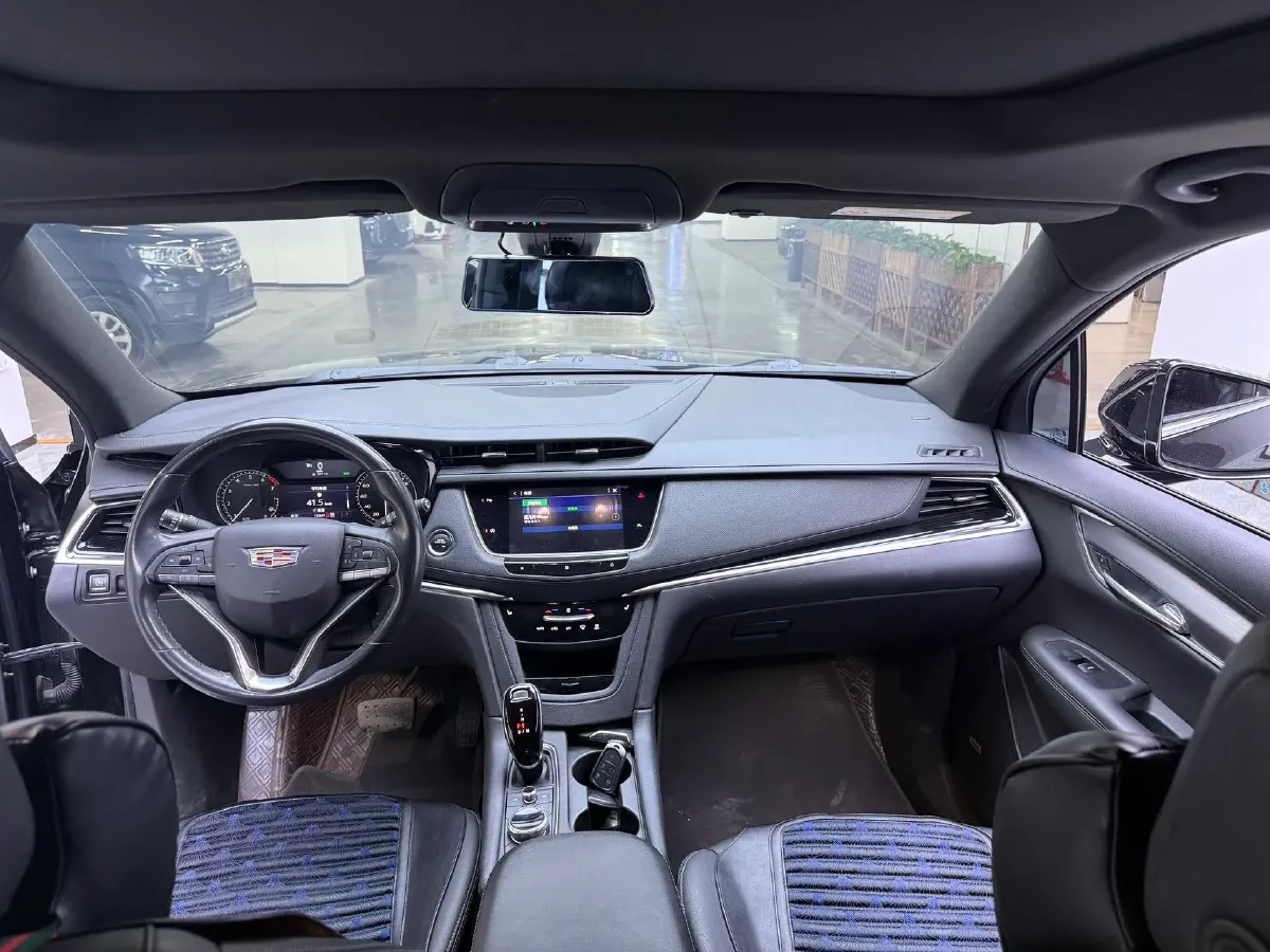 2022 Cadillac XT6 2.0T 237HP L4 9AT,autocango,china used car exporter,china ev exporter,chinese used car exporter,chinese used ev exporter