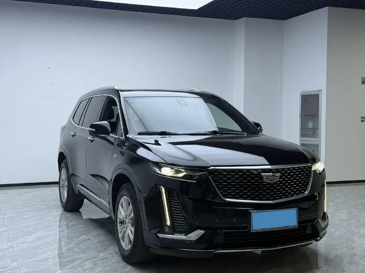 2022 Cadillac XT6 2.0T 237HP L4 9AT,autocango,china used car exporter,china ev exporter,chinese used car exporter,chinese used ev exporter