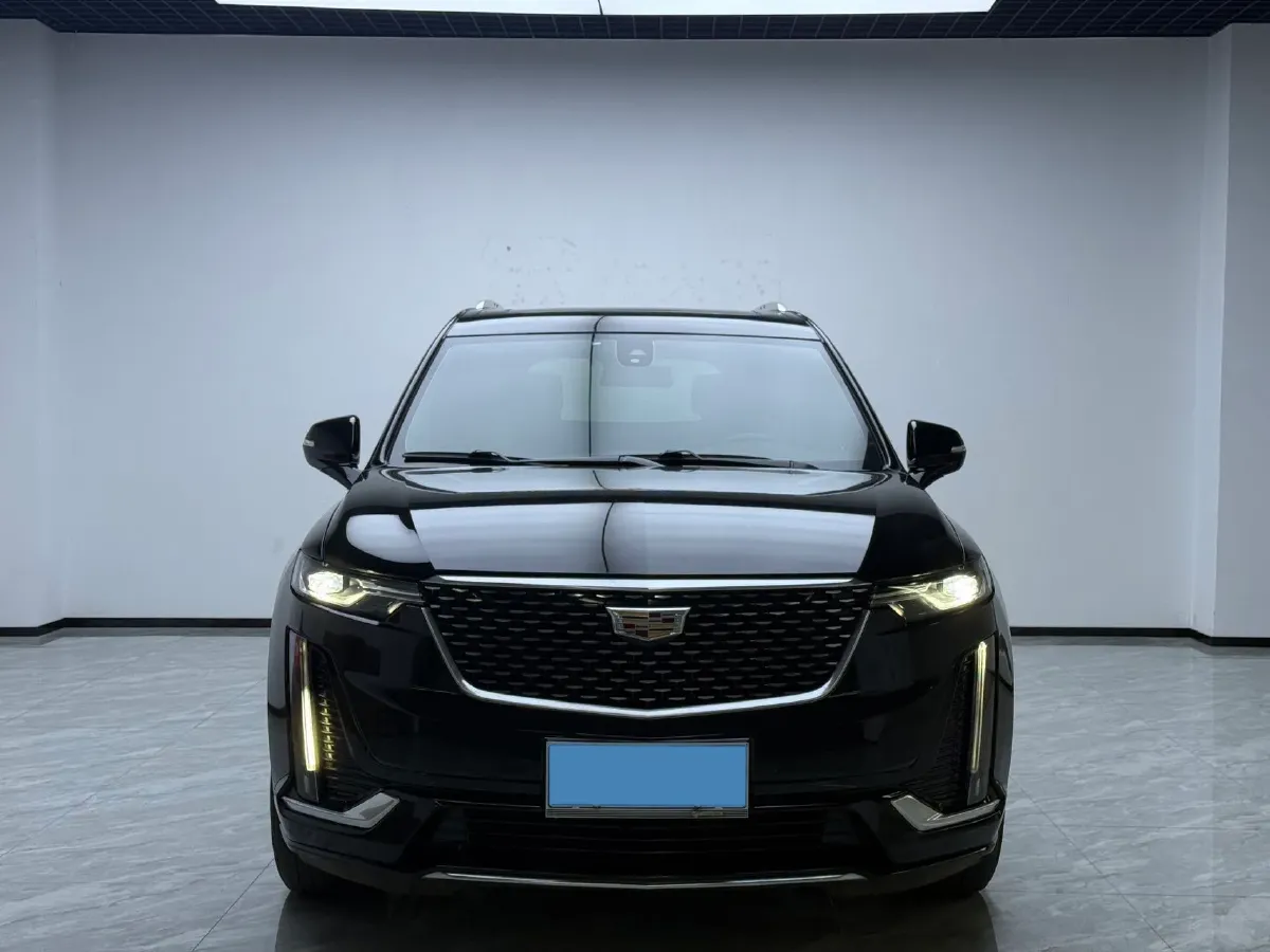 2022 Cadillac XT6 2.0T 237HP L4 9AT,autocango,china used car exporter,china ev exporter,chinese used car exporter,chinese used ev exporter